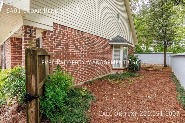 Building Photo - 6401 Cedar Bend Ct
