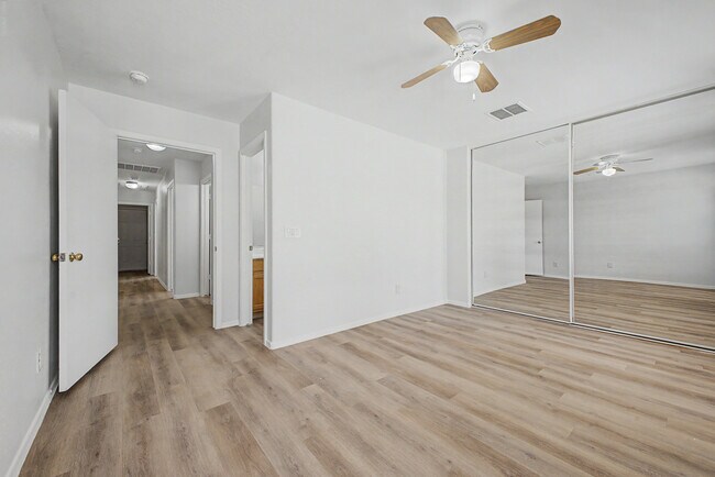 Building Photo - 22820 W Papago St