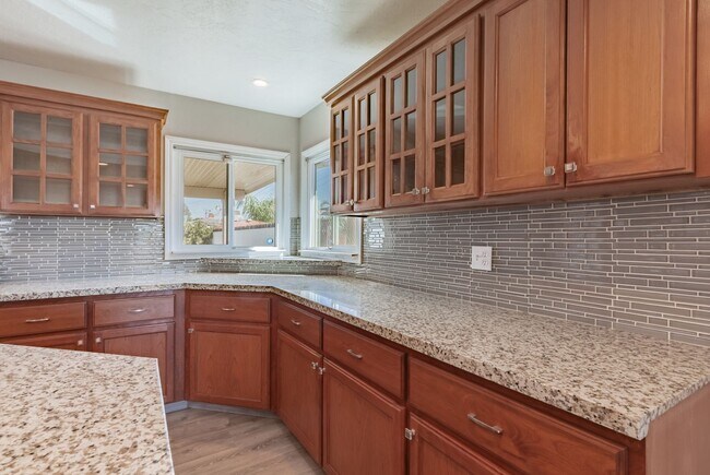 Building Photo - Charming 2 Bed / 2 Bath Home with Trailer Parking – Sanger, CA