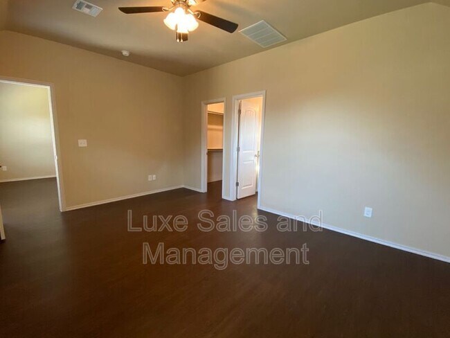 Building Photo - 11207 NW 114th St