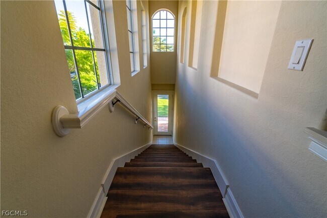 Building Photo - 5626 Cape Harbour Dr