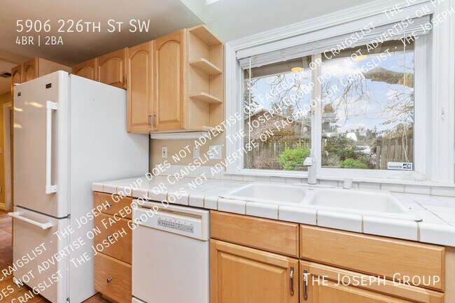 Building Photo - 5906 226th St SW