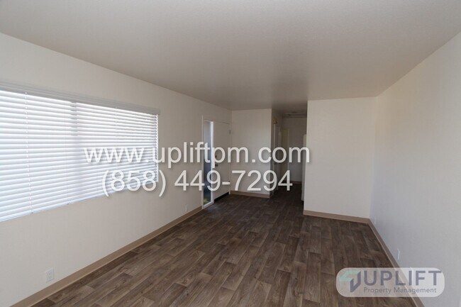 Building Photo - Choctaw Dr (4728-30)