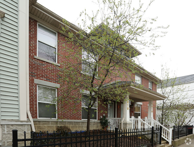 Building Photo - Clifton Court