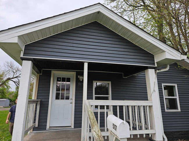Primary Photo - Newly Renovated Unit