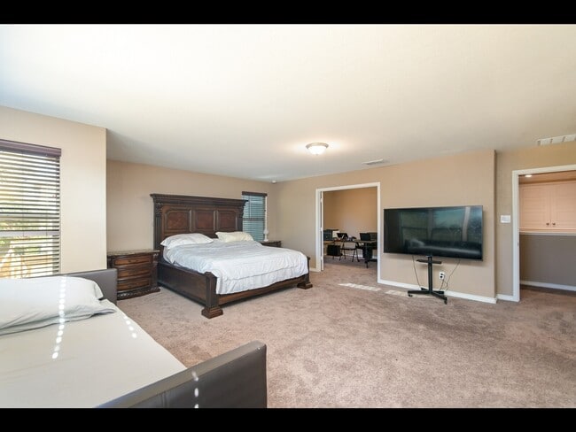 Building Photo - 15050 Tethys Wy