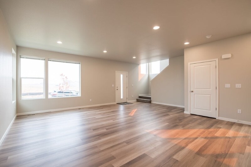 Building Photo - 2733 Conquest St