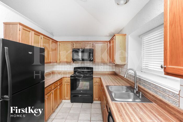 Building Photo - 1317 Edelweiss Dr