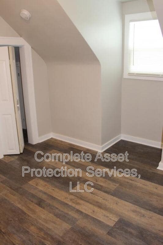 Building Photo - 7326 W Taft St