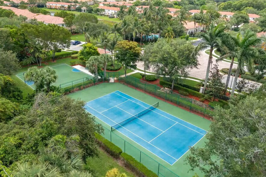 Building Photo - 7359 Briella Dr