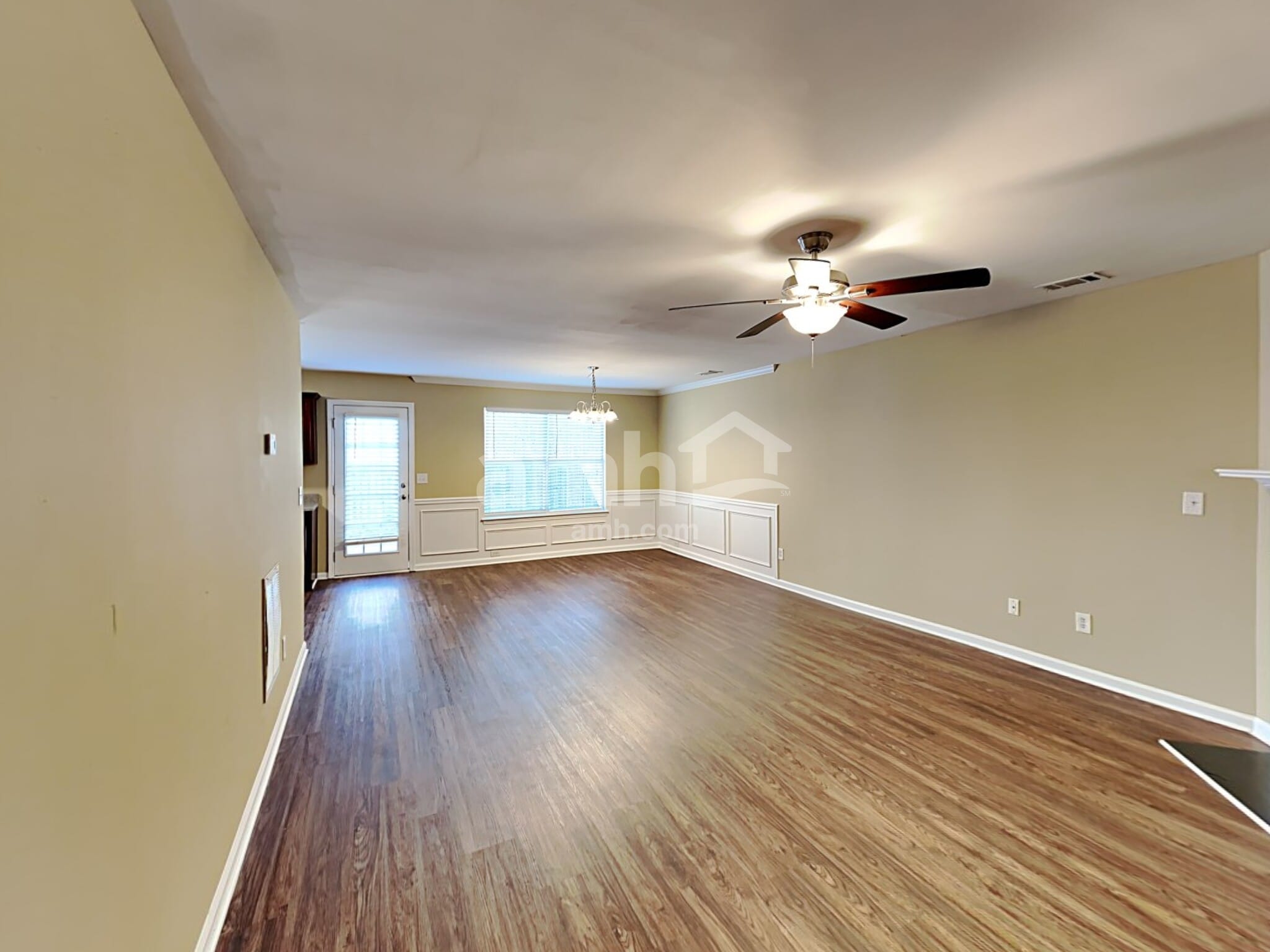 Building Photo - 333 Hidden Creek Ln