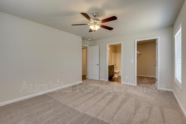 Building Photo - 2509 Otter Run