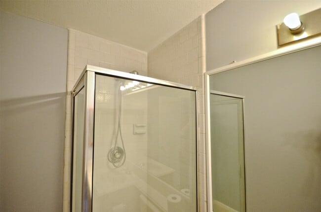 Building Photo - 2910 Grants Lake Blvd