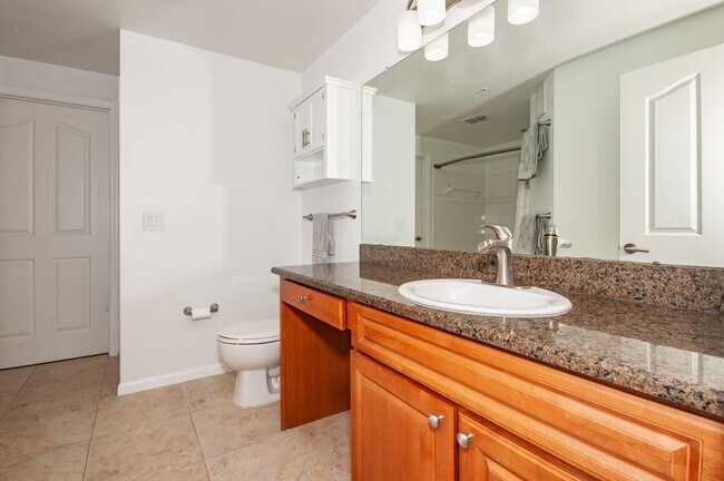 Building Photo - 12980 Positano Cir