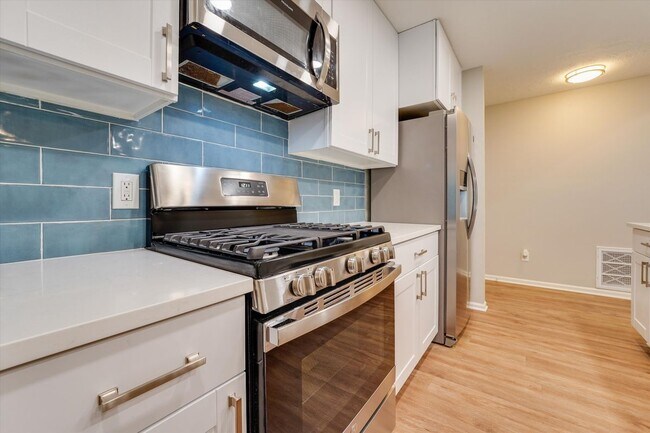 Building Photo - 21 E Brookberry Ct