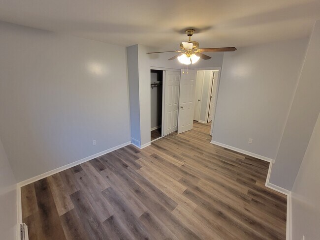 Building Photo - 5034 Ora St