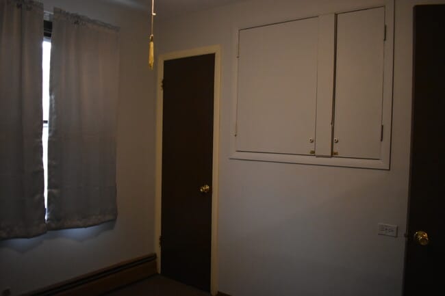 Building Photo - 8435 S 81st Ave