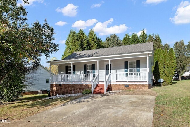 Building Photo - 1224 Grovewood Dr