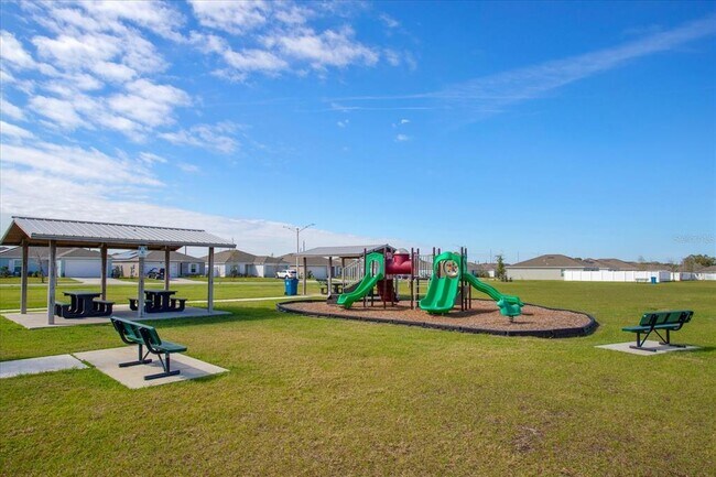 Building Photo - 352 Towns Cir