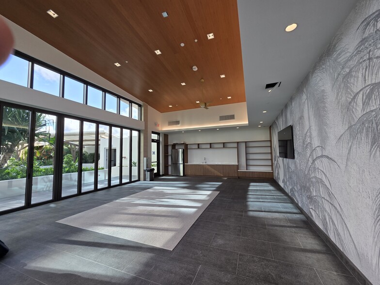 Party Room - 1515 Liona St