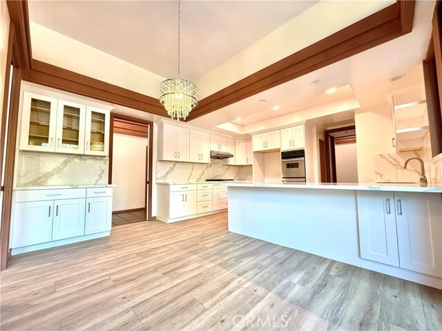 Building Photo - 880 N Gainsborough Dr