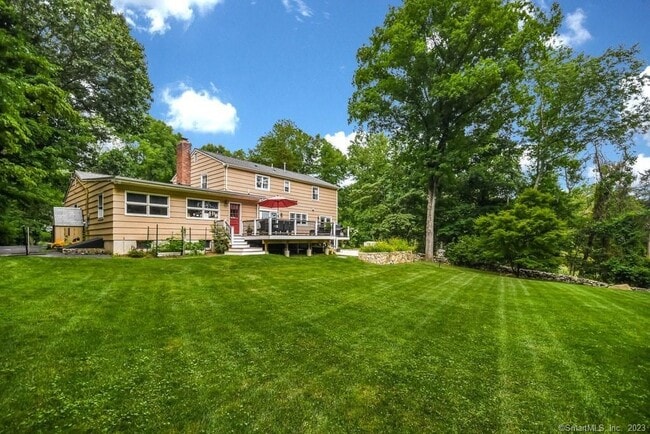 Building Photo - 116 Wildwood Rd