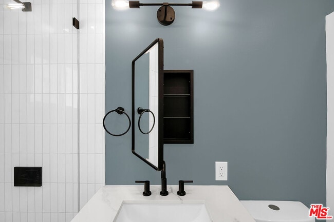 Building Photo - 1021 N Genesee Ave