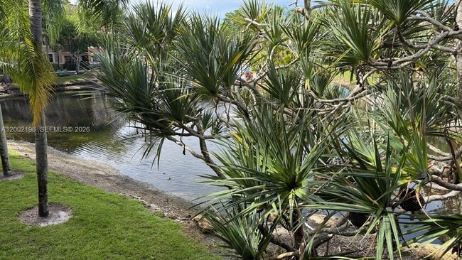 Building Photo - 8871 Wiles Rd