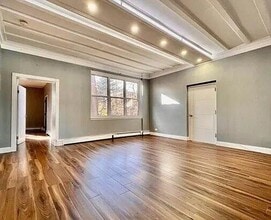 Building Photo - 2 bedroom in BRONX NY 10463