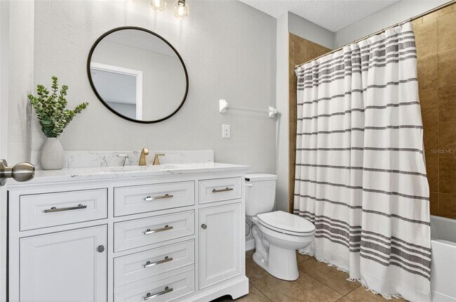 Building Photo - 8060 Roma Dune Dr