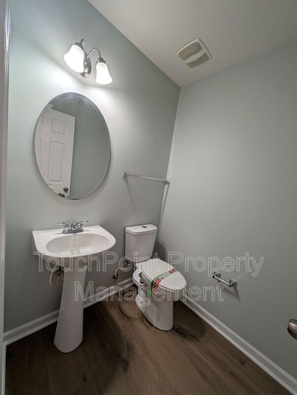 Building Photo - 11307 Breezehill Ln