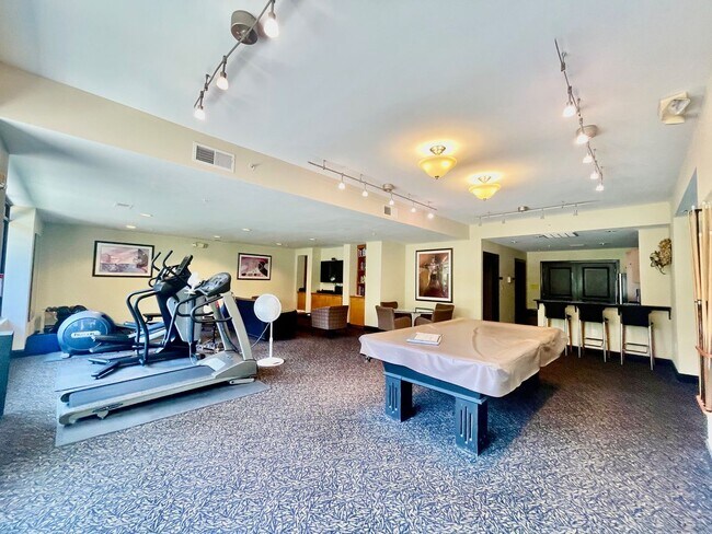 Building Photo - 3 Bedroom 2.5 Bath in the Vista