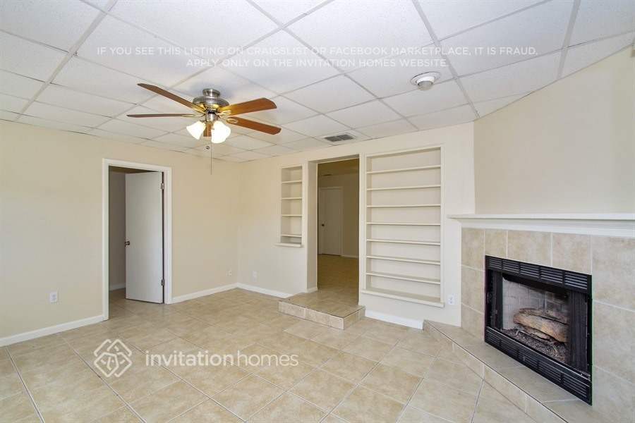 Building Photo - 718 Jordan Ave