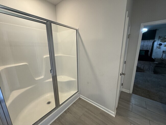 Building Photo - 124 Blackburn Trace