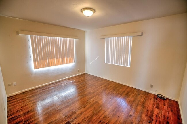 Building Photo - 1742 N Campbell Ave