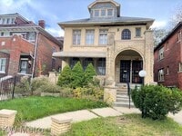 Building Photo - 2669 Glendale Ave
