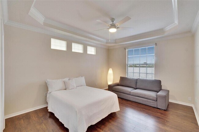 Building Photo - 9105 Crystal Commons Way