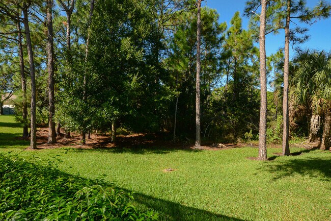 Building Photo - 7033 Willow Pine Way