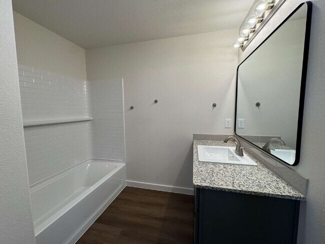 Building Photo - Brand New 3-bedroom 2-bath Home in Burgamy Park!