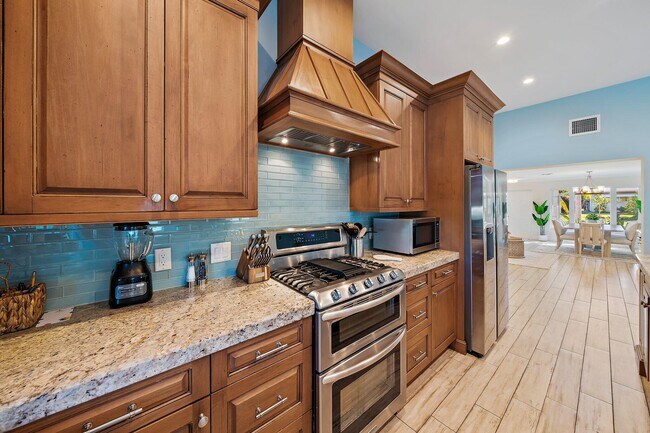 Building Photo - 500 Sunrise Way