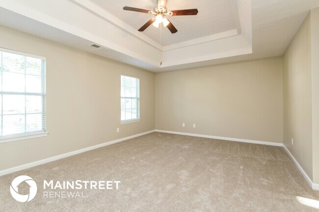 Building Photo - 6894 Smoke Ridge Dr