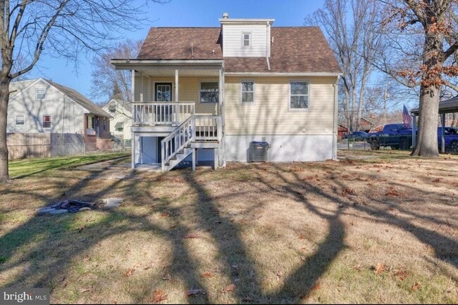 Building Photo - 701 Platinum Ave