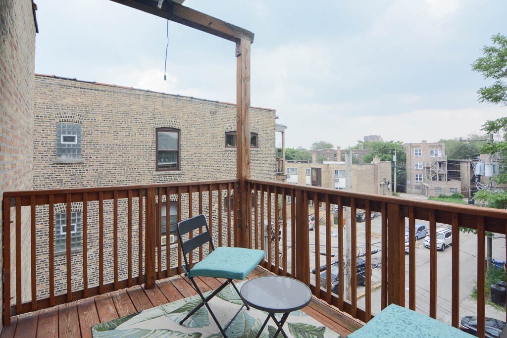 Building Photo - 1421 W Jonquil Ter