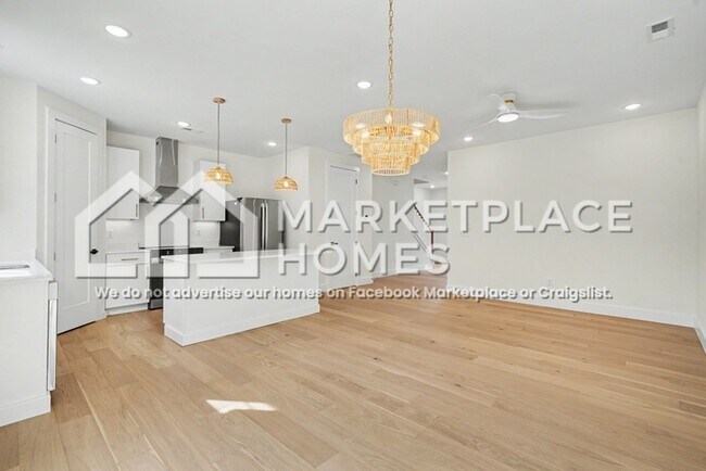 Building Photo - 6 Taverly Dr