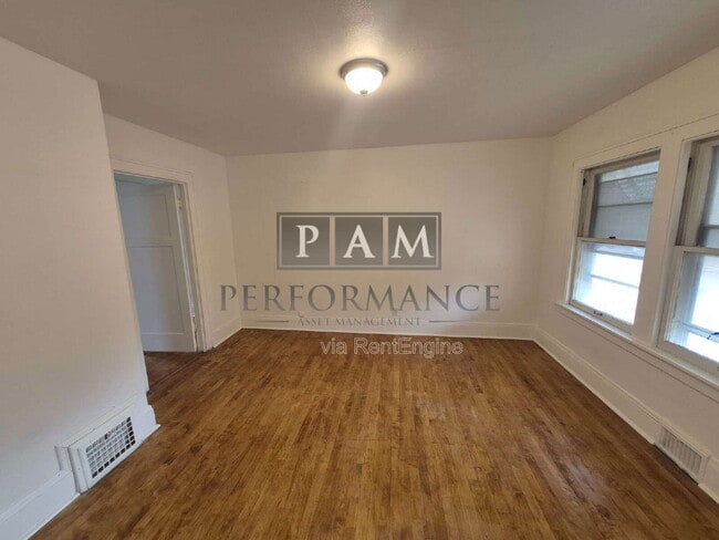 Building Photo - 1576 S Layton Blvd