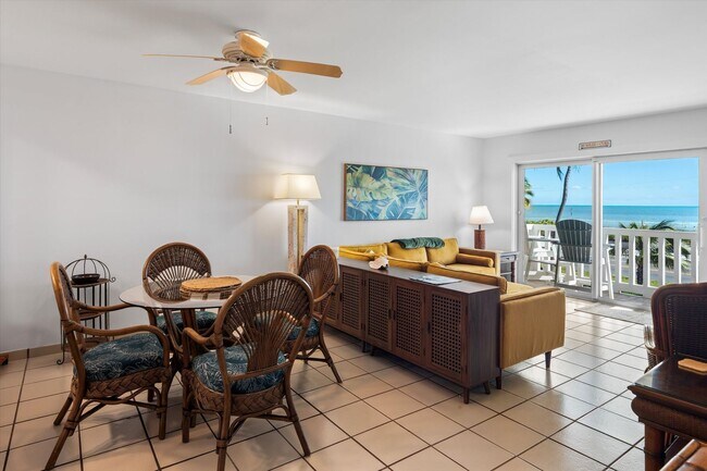 Building Photo - Beachside Living Made Easy – Furnished 2BR/1BA Available for 6 Months!
