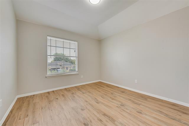 Building Photo - 906 Bayshore Dr