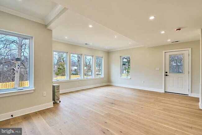 Building Photo - 9300 Riggs Rd