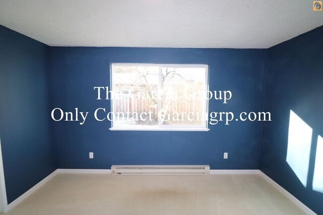 Building Photo - 4505 NE Emerson St