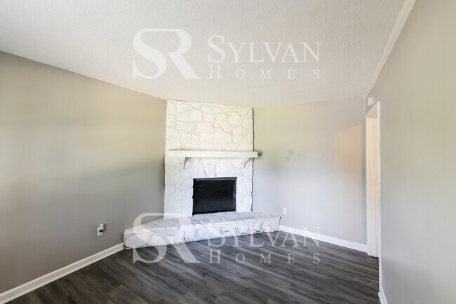 Building Photo - Living where You Love is Good for your Heart!